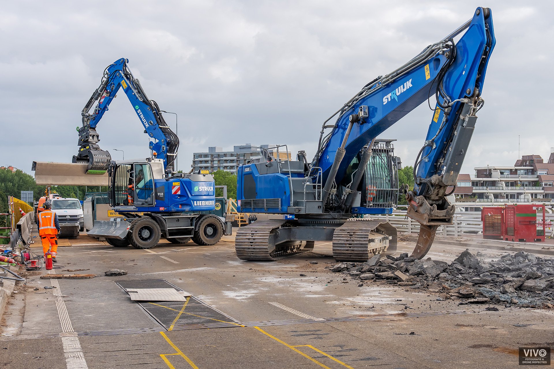 Fotoreportage van Struijk sloopwerkzaamheden aan een brug